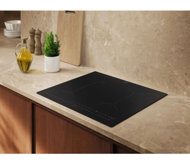 Electrolux EIV63449CT SaphirMatt SlimFit Hob2Hood Bridge Czarny mat - 1531729 - zdjęcie 4
